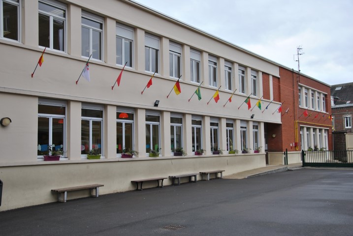 Cour Ecole